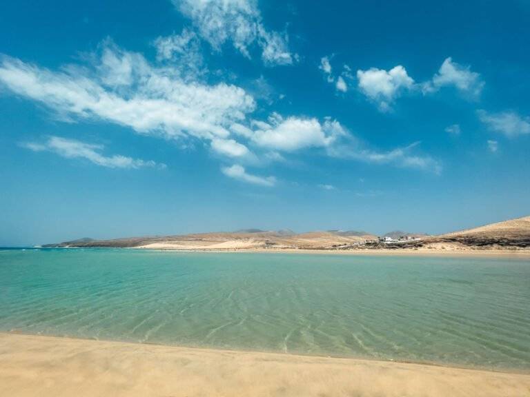 Jordania — A Jordânia é que ela é o lar do Mar Morto, o ponto mais baixo da Terra e o mar mais
